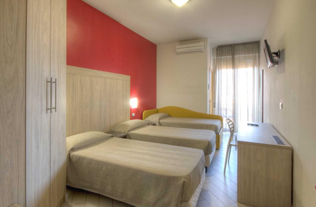 Hotel Sydney San Benedetto del Tronto Zimmer foto
